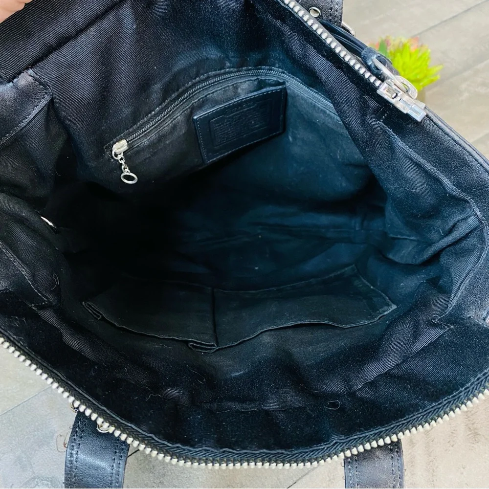 Coach Hampton Vintage Black Smooth Leather Tote Shoulder Bag - Picture 11 of 13